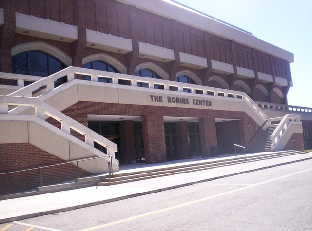 Robins Center