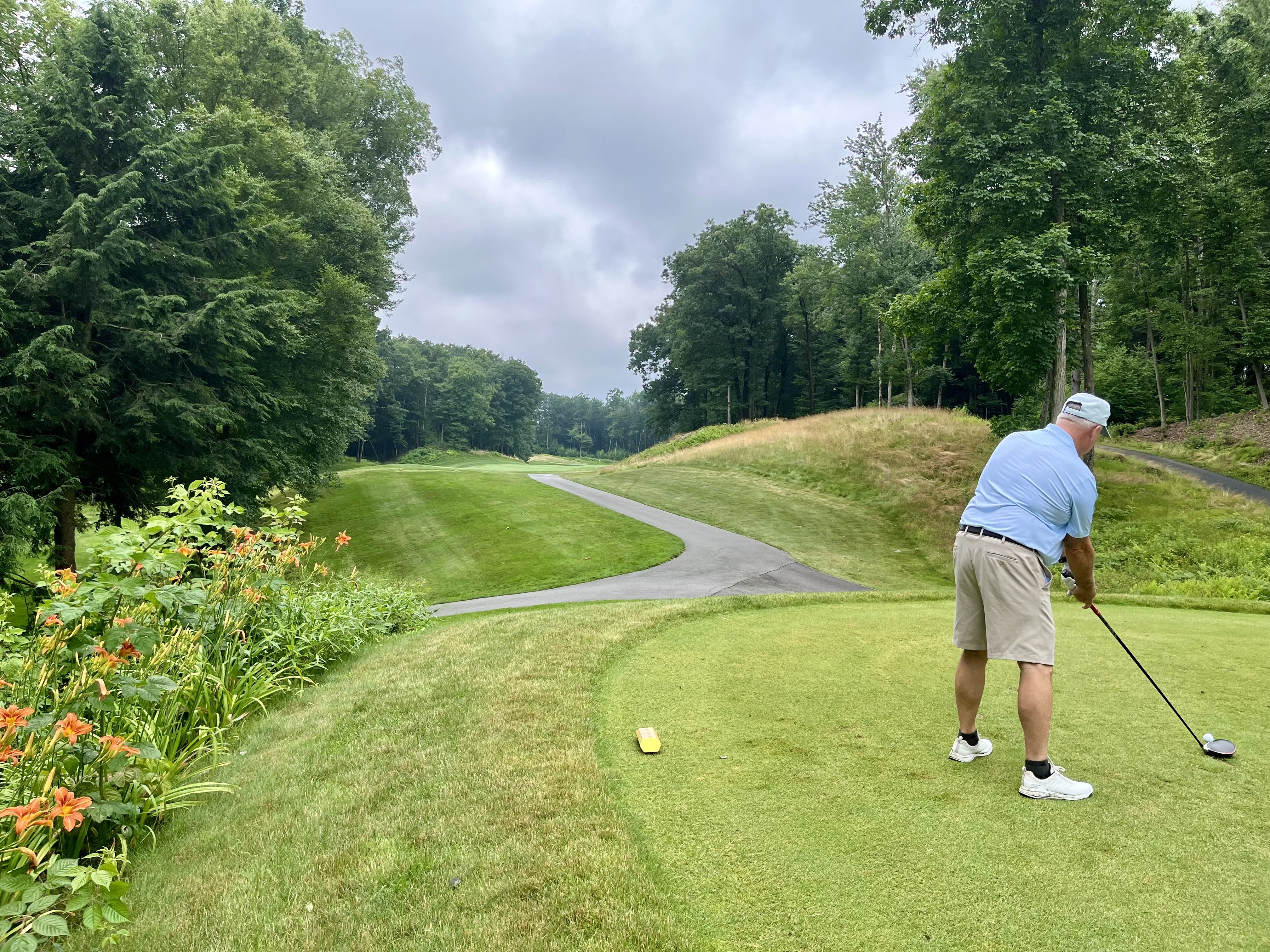 2024 UMASS Golf Outing - Bob Getting Ready