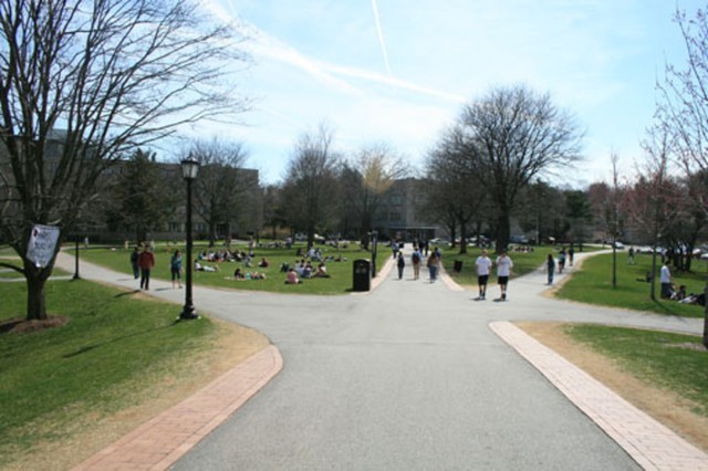 Signature Open Space Campus Green